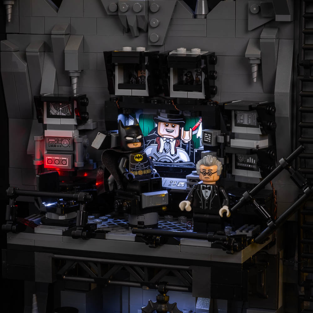 Batcave™ – Shadow Box 76252 | DC | Buy online at the Official LEGO® Shop US