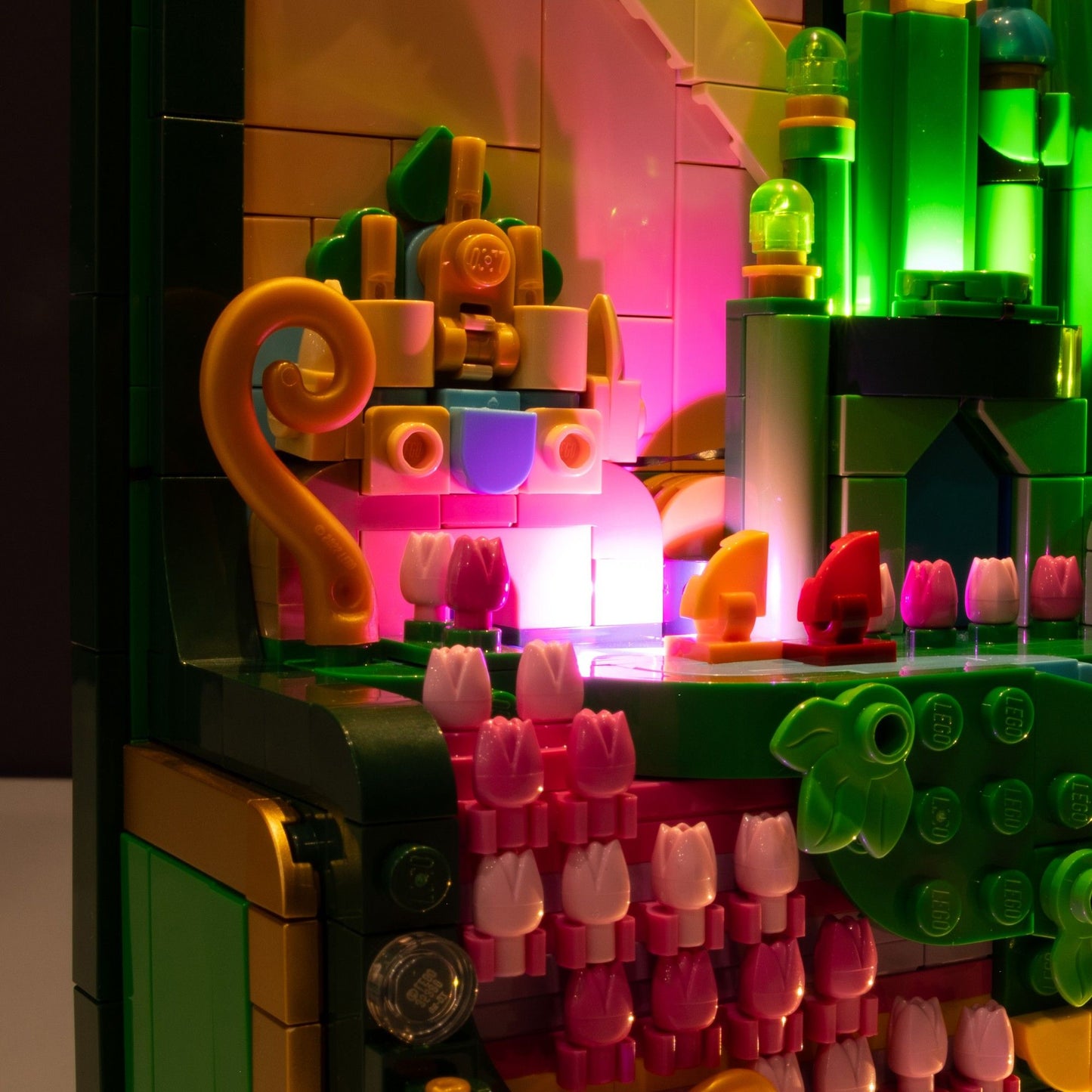 LEGO® Emerald City Wall Art #75685 DIY Light Bundle