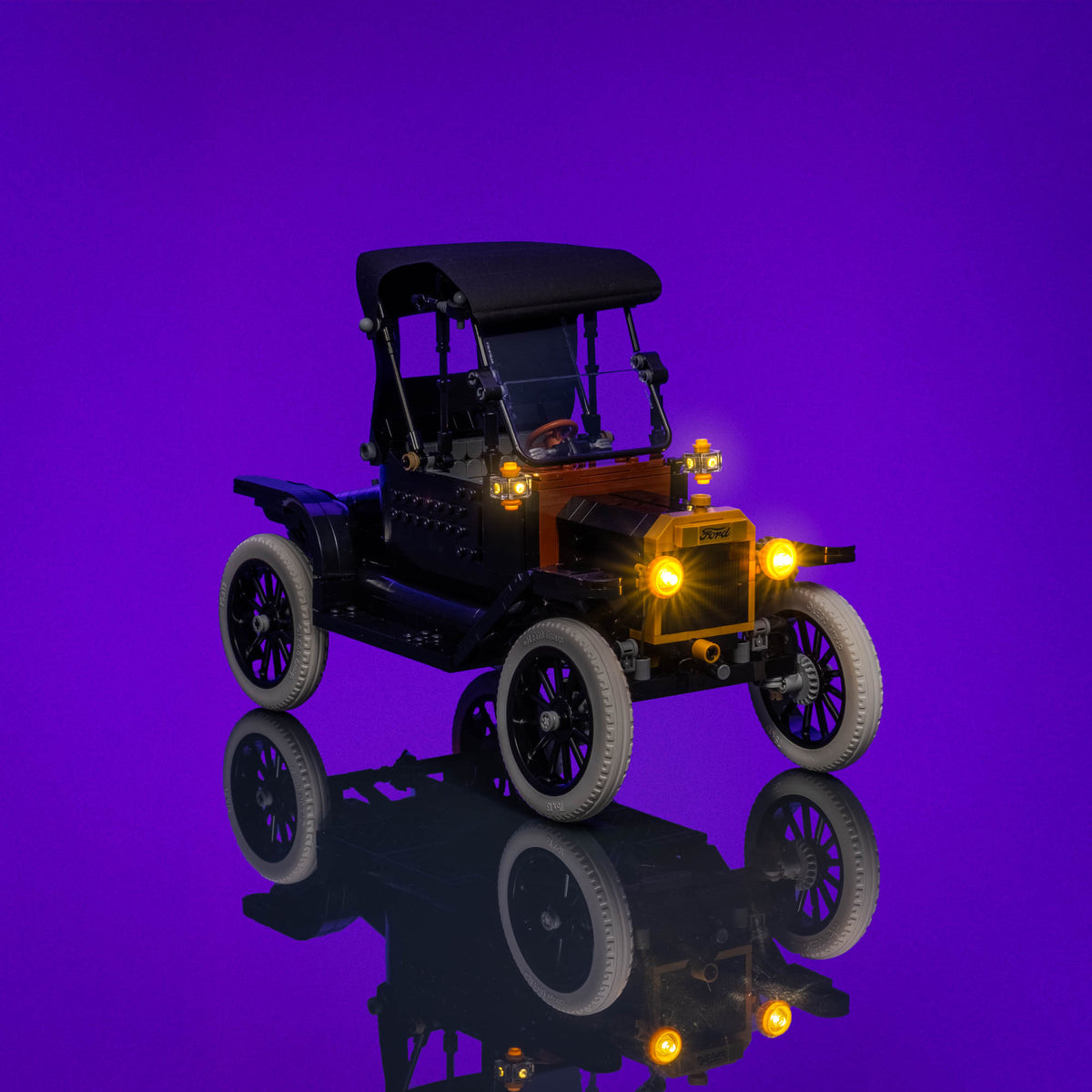 Fully illuminated Ford Model T display model