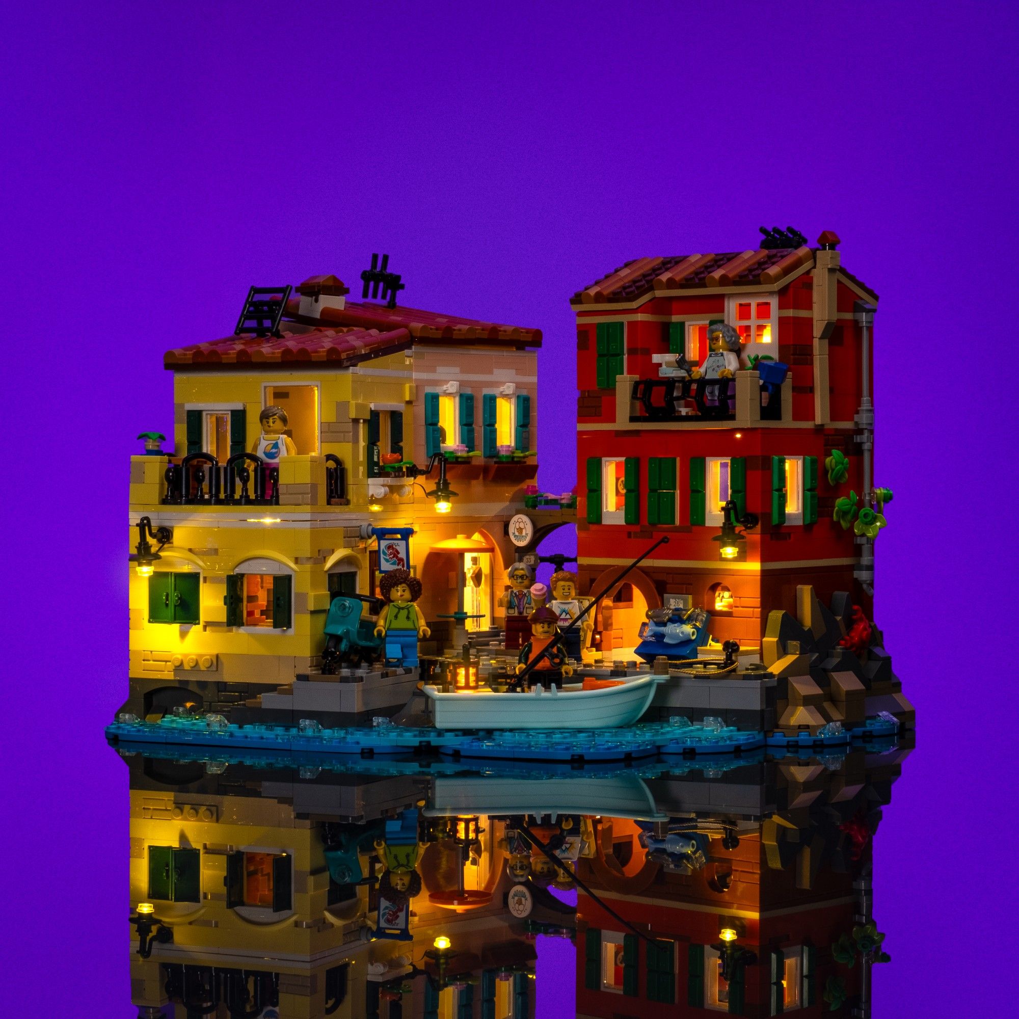 Light Kit for LEGO® Italian Riviera #21359 | Light My Bricks