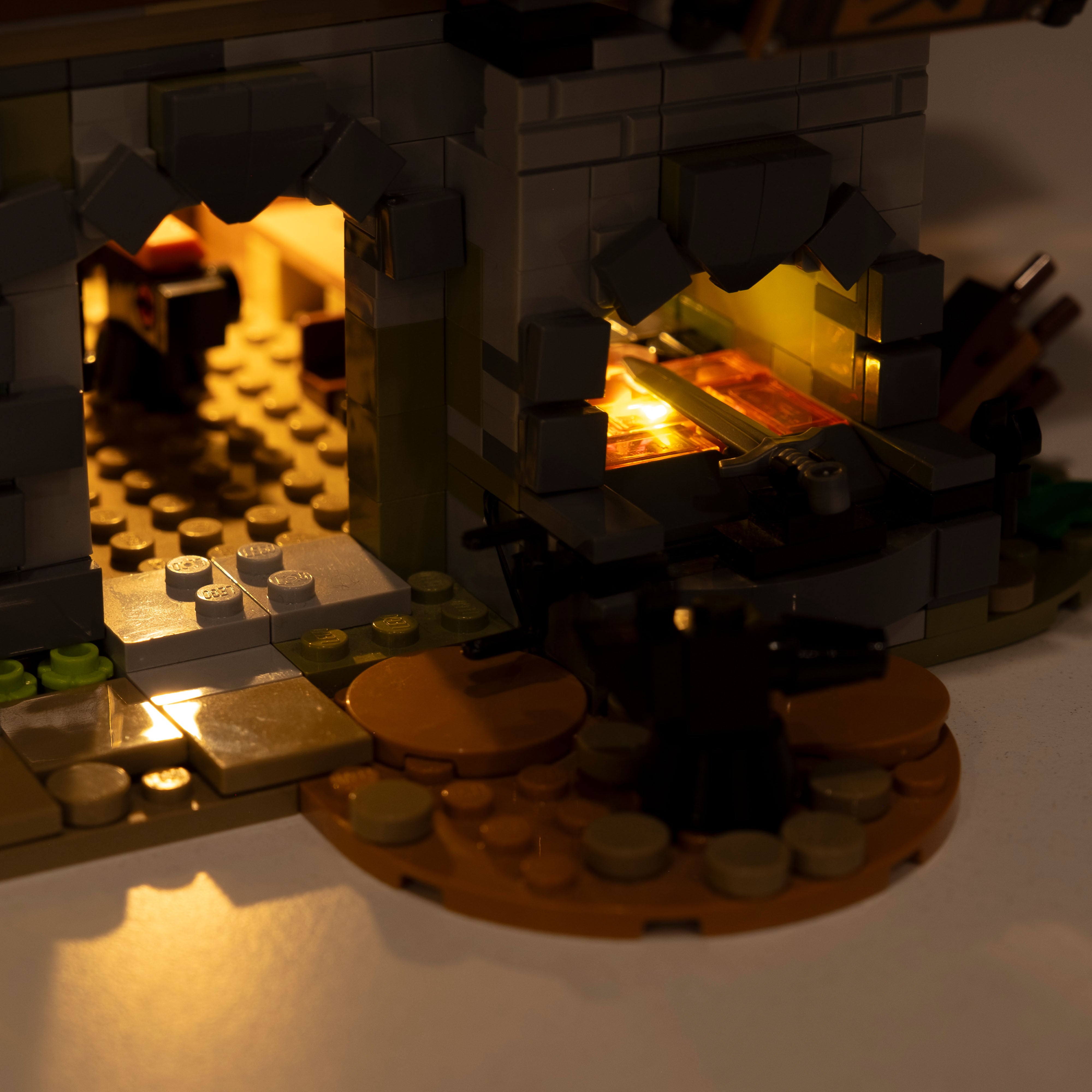 mikaページ New Medieval Blacksmith 21325