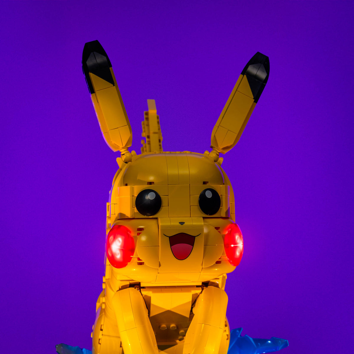 Pikachus rote Wangen leuchten intensiv