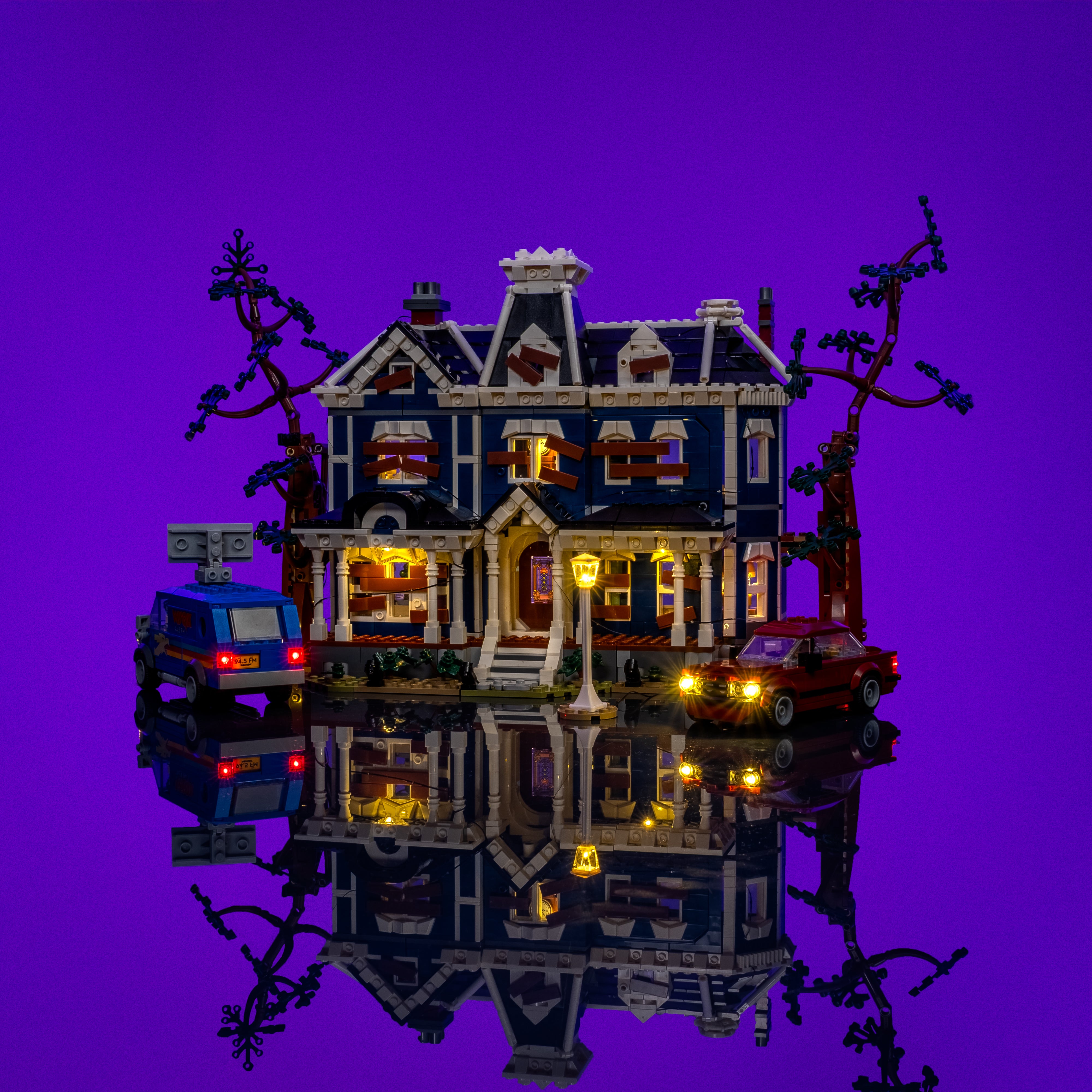 Light Kit for LEGO® The Creel House #11370 | Light My Bricks