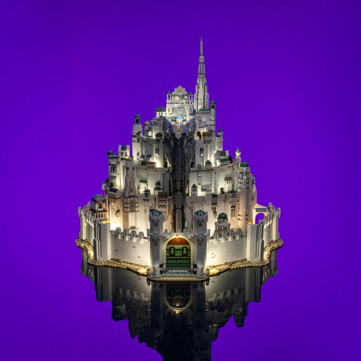 Beleuchtete Weisse Stadt Minas Tirith