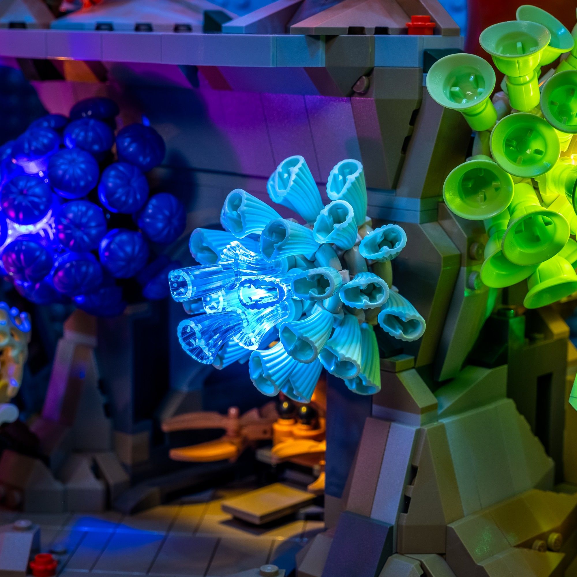 Light Kit for LEGO® Tropical Aquarium #10366 | Light My Bricks